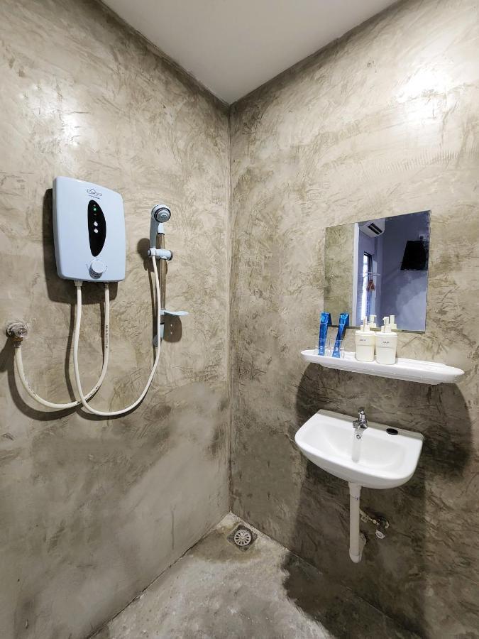 Gurney Coast Guest House By Sky Hive George Town Ngoại thất bức ảnh