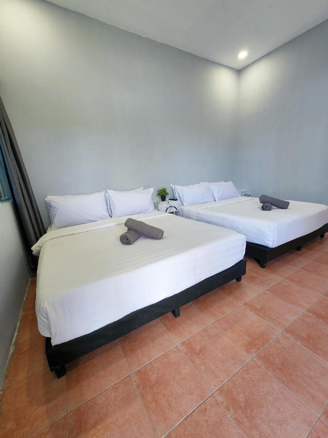 Gurney Coast Guest House By Sky Hive George Town Ngoại thất bức ảnh