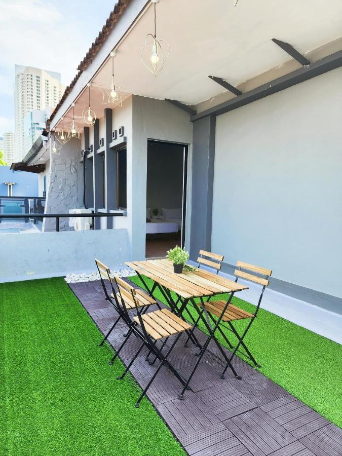Gurney Coast Guest House By Sky Hive George Town Ngoại thất bức ảnh